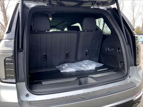 New 2026 Chevrolet Tahoe High Country AWD/4WD image 5