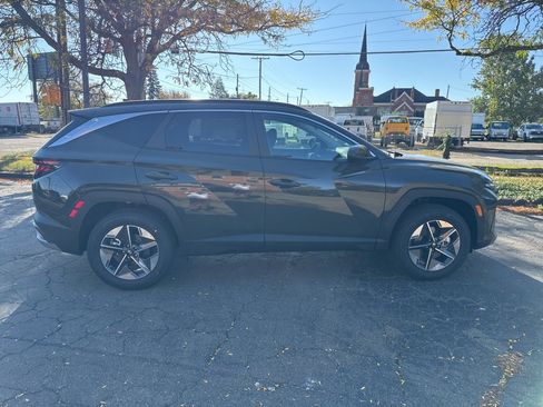 New 2026 Hyundai Tucson SEL image 8