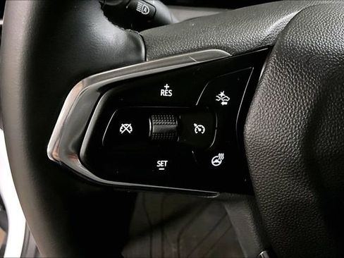 Certified 2024 Chevrolet Trax LT w/ Driver Confidence Package FWD image 20