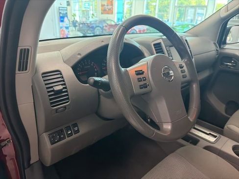 Used 2019 Nissan Frontier SV AWD/4WD image 11