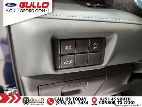 Used 2025 Toyota Highlander XSE image 20