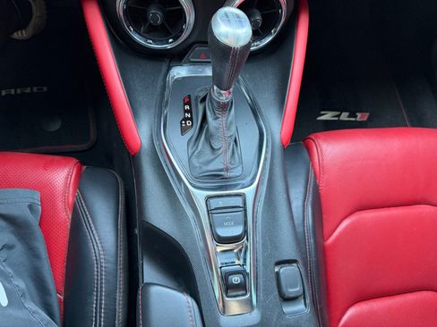 Used 2021 Chevrolet Camaro SS RWD image 13