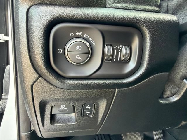 Used 2022 RAM 1500 Laramie AWD/4WD image 25
