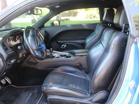 Used 2016 Dodge Challenger R/T Scat Pack RWD image 8