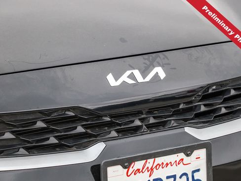 Used 2024 Kia Forte LX FWD image 5