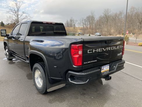 Used 2022 Chevrolet Silverado 3500 High Country w/ Snow Plow Prep/Camper Package image 5