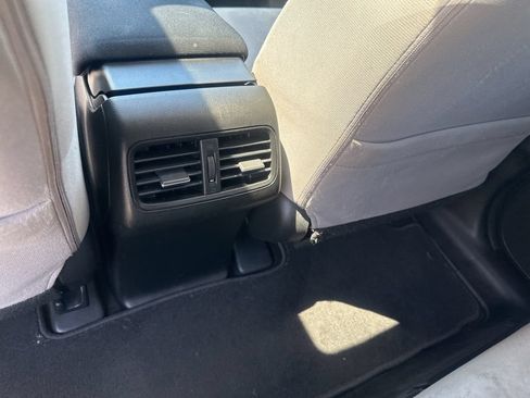 Used 2015 Honda CR-V EX image 30
