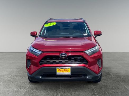 Used 2022 Toyota RAV4 XLE w/ Convenience Package FWD image 8
