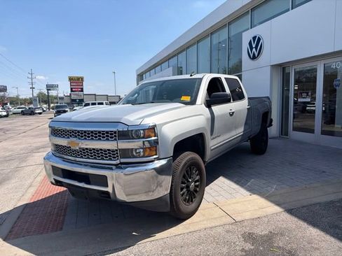Used 2019 Chevrolet Silverado 2500 LT AWD/4WD image 1