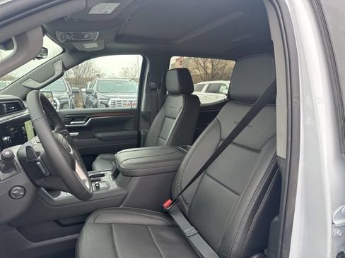 New 2026 GMC Sierra 1500 Denali w/ Denali Reserve Package AWD/4WD image 11