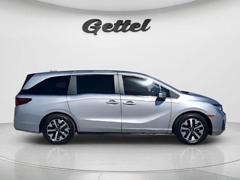 Used 2025 Honda Odyssey EX-L image 9