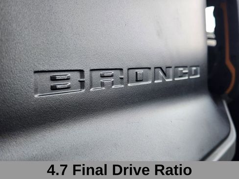 Used 2022 Ford Bronco Badlands image 35
