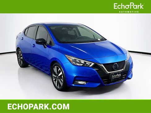 Used 2020 Nissan Versa SR w/ Convenience Package FWD image 1