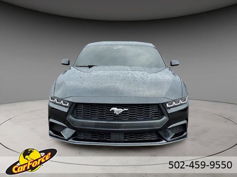 Used 2024 Ford Mustang EcoBoost image 15