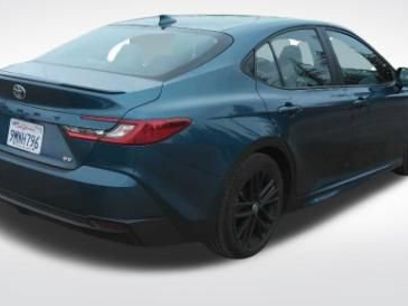 Used 2025 Toyota Camry SE