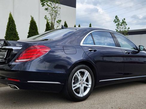 Used 2016 Mercedes-Benz S 550 4MATIC Sedan image 4