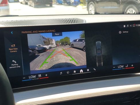 Used 2025 BMW 330i xDrive Sedan image 29