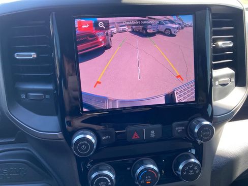 Used 2025 RAM 2500 Tradesman w/ Chrome Appearance Group AWD/4WD image 16