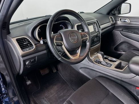 Used 2016 Jeep Grand Cherokee Laredo w/ Quick Order Package 23E AWD/4WD image 14