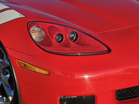 Used 2010 Chevrolet Corvette Grand Sport w/ Preferred Equipment Group RWD image 9