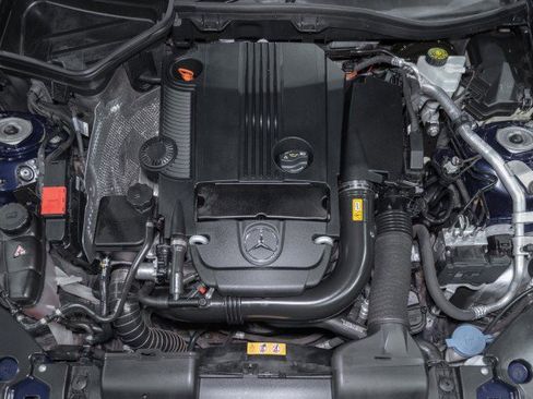 Certified 2015 Mercedes-Benz SLK 250 image 21