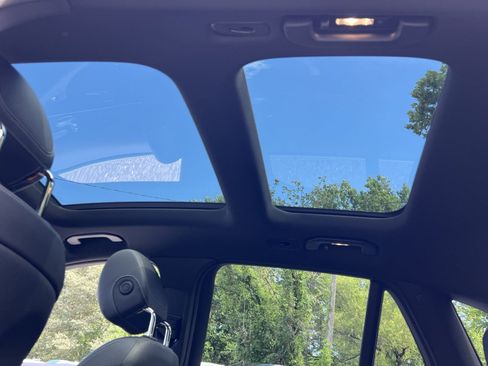 Used 2020 Mercedes-Benz GLC 300 4MATIC image 29