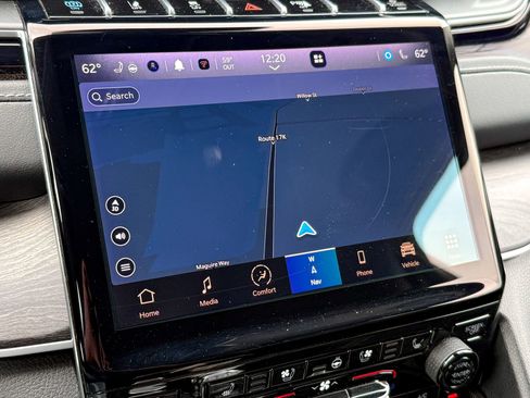 Used 2023 Jeep Grand Cherokee 30th Anniversary image 24