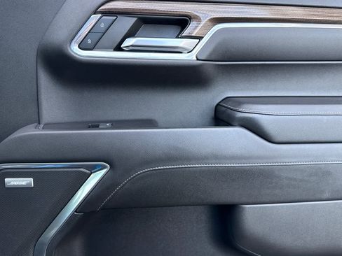 Used 2022 Chevrolet Silverado 1500 LT Trail Boss w/ LT Trail Boss Premium Package image 18