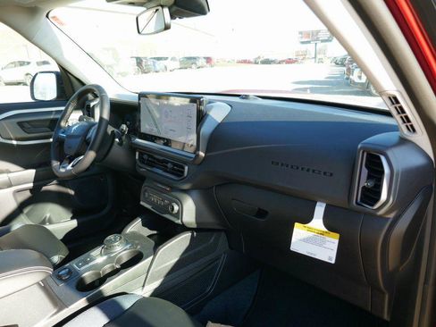 New 2025 Ford Bronco Sport Outer Banks w/ Outer Banks Tech Package+ image 10