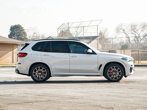 Used 2023 BMW X5 xDrive40i w/ M Sport Package image 4