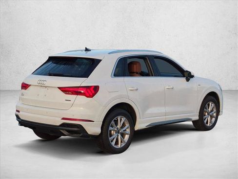 Certified 2024 Audi Q3 2.0T Premium Plus w/ Premium Plus Package AWD/4WD image 5