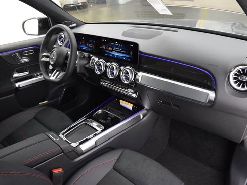 New 2026 Mercedes-Benz GLB 35 AMG 4MATIC image 15