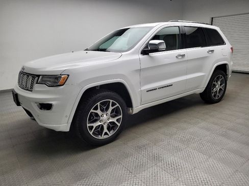 Used 2021 Jeep Grand Cherokee Overland AWD/4WD image 2