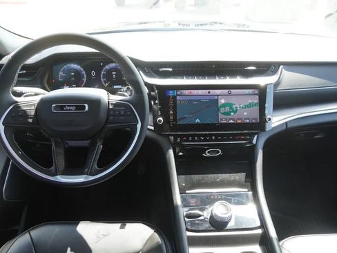 Certified 2026 Jeep Grand Cherokee L Limited AWD/4WD image 16