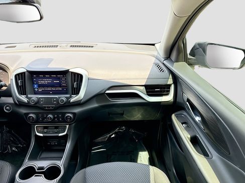 Used 2022 GMC Terrain SLE w/ Driver Convenience Package FWD image 18