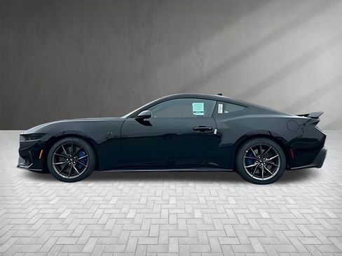 New 2025 Ford Mustang Dark Horse image 4