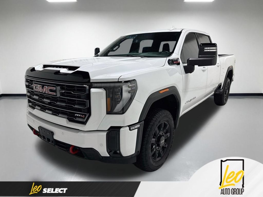 Used 2025 GMC Sierra 2500 AT4 AWD/4WD image 1