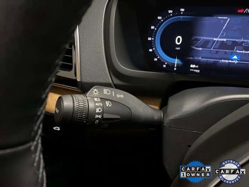 Used 2025 Volvo XC90 B6 Plus image 42