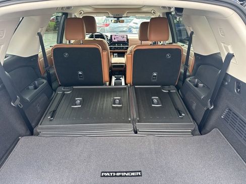 New 2026 Nissan Pathfinder Platinum AWD/4WD image 20
