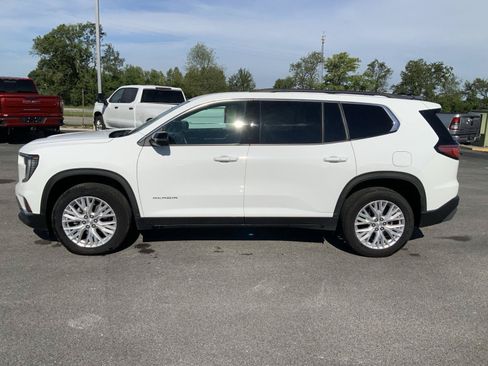 Used 2026 GMC Acadia Elevation w/ Elevation Premium Package AWD/4WD image 8