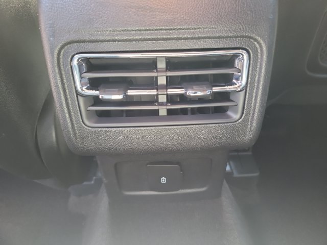 Used 2022 Lincoln Corsair FWD image 16
