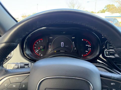 Used 2023 Dodge Durango SXT image 10