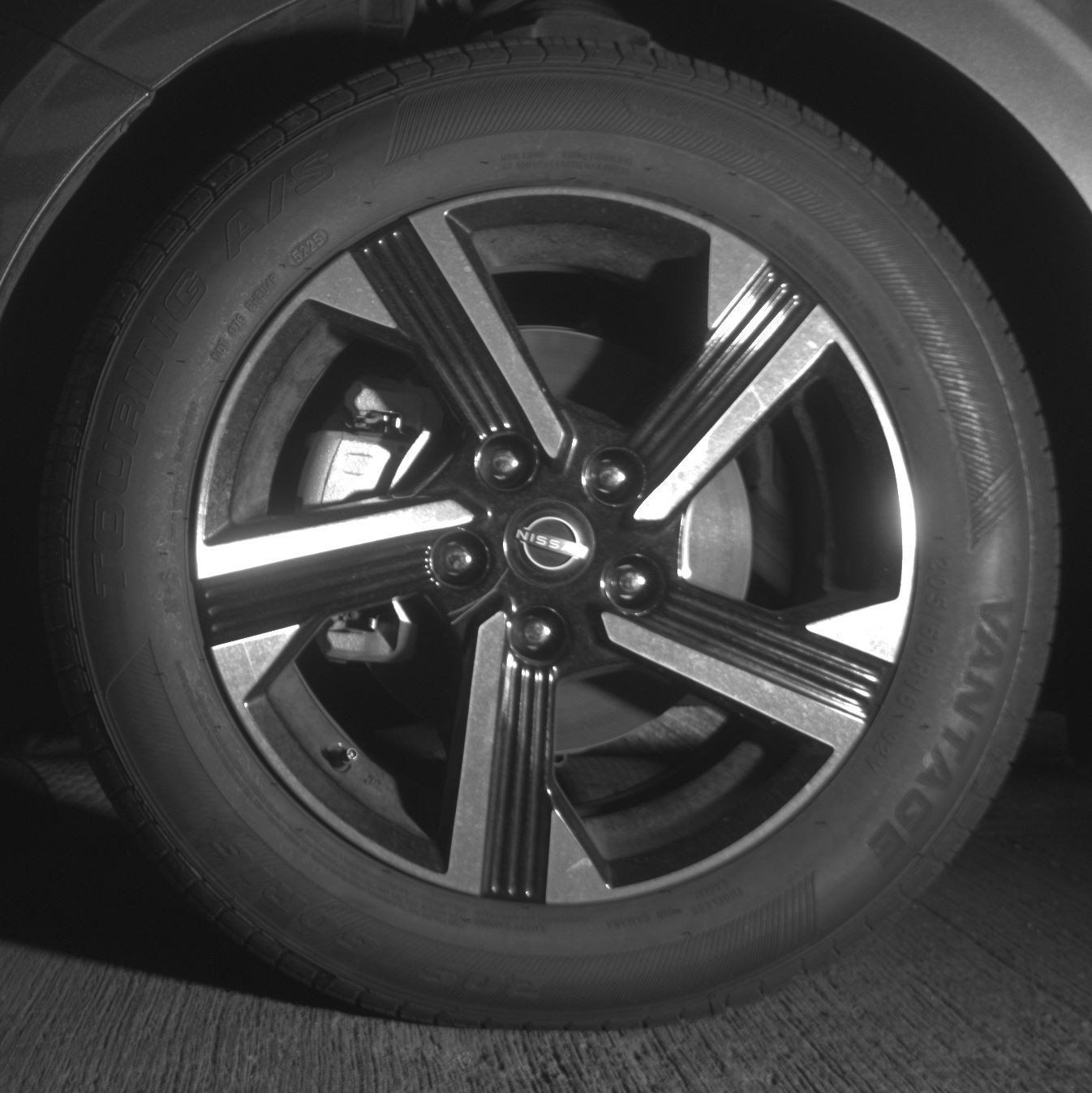 Used 2025 Nissan Sentra SV FWD image 19