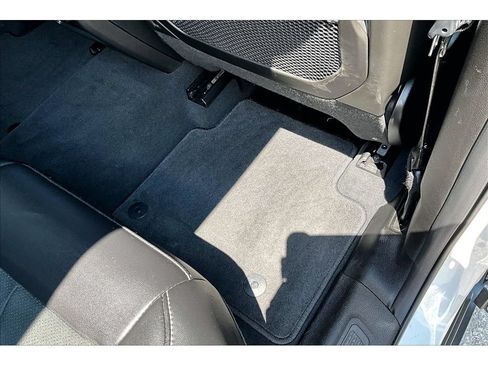 Used 2025 Jeep Grand Cherokee Altitude RWD image 41