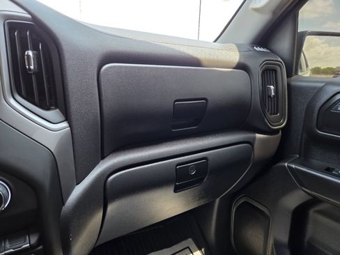 Used 2024 Chevrolet Silverado 1500 Custom Trail Boss AWD/4WD image 33