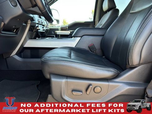Used 2022 Ford F250 Lariat w/ Black Appearance Package AWD/4WD image 21