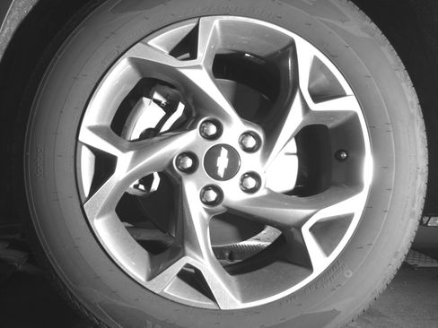 Used 2025 Chevrolet Trax LT FWD image 12