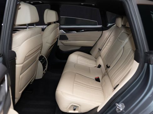 Used 2019 BMW 640i Gran Turismo xDrive image 53