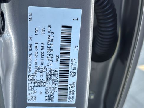Certified 2018 Toyota Tundra SR5 image 25
