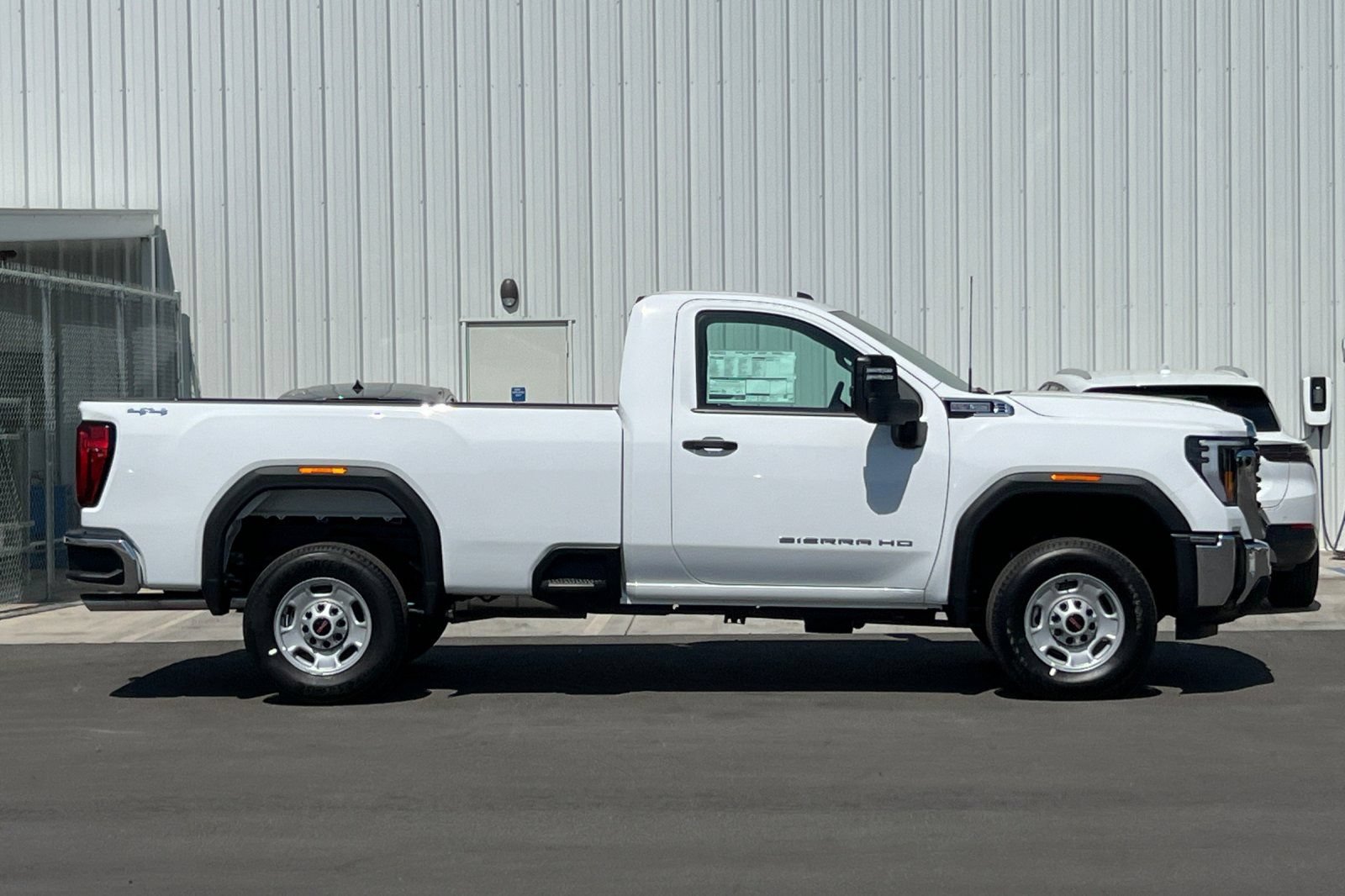 New 2025 GMC Sierra 2500 Pro w/ Convenience Package AWD/4WD image 3